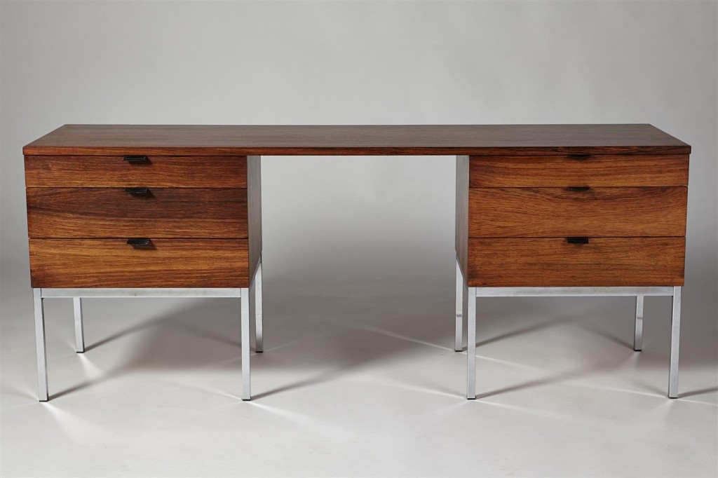 Desk designed by Florence Knoll for Knoll International, USA. 1960's. — Modernity