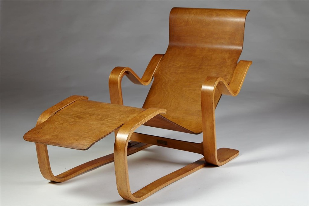 Long chair. Designed by Marcel Breuer for Isokon, England. 1936 ...