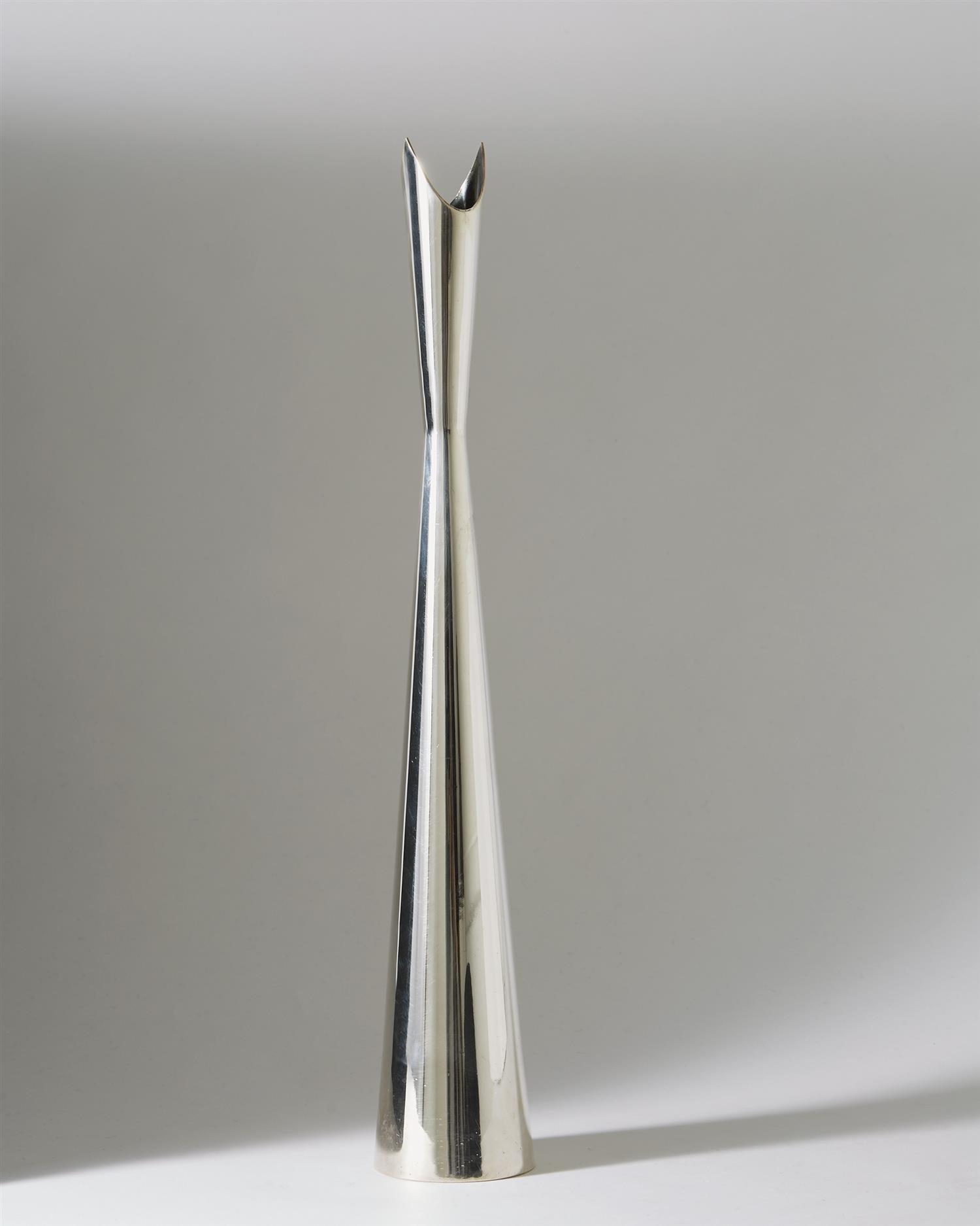 Vase, Cardinale. Designed by Lino Sabattini — Modernity