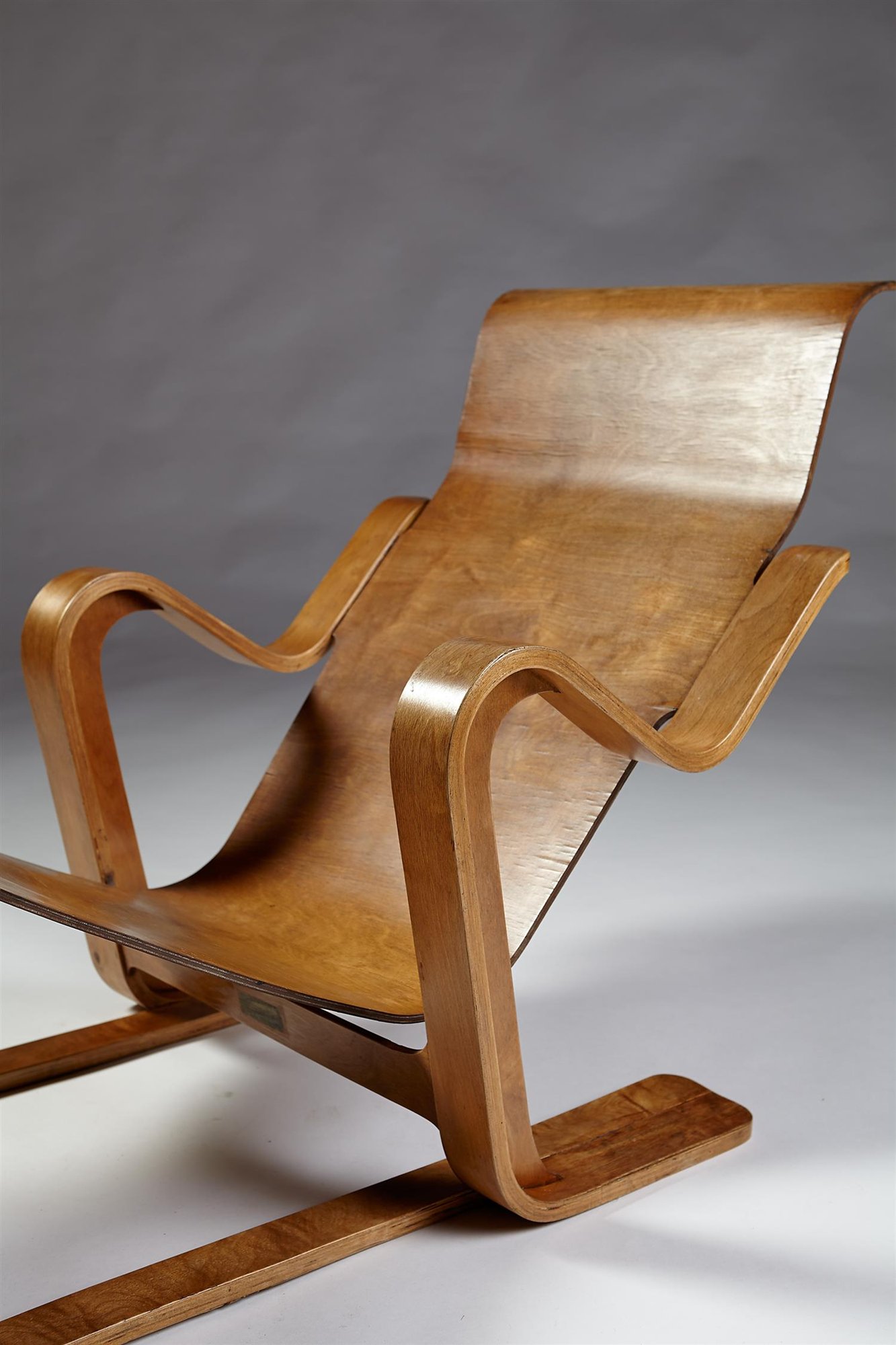Long chair. Designed by Marcel Breuer for Isokon, England. 1936