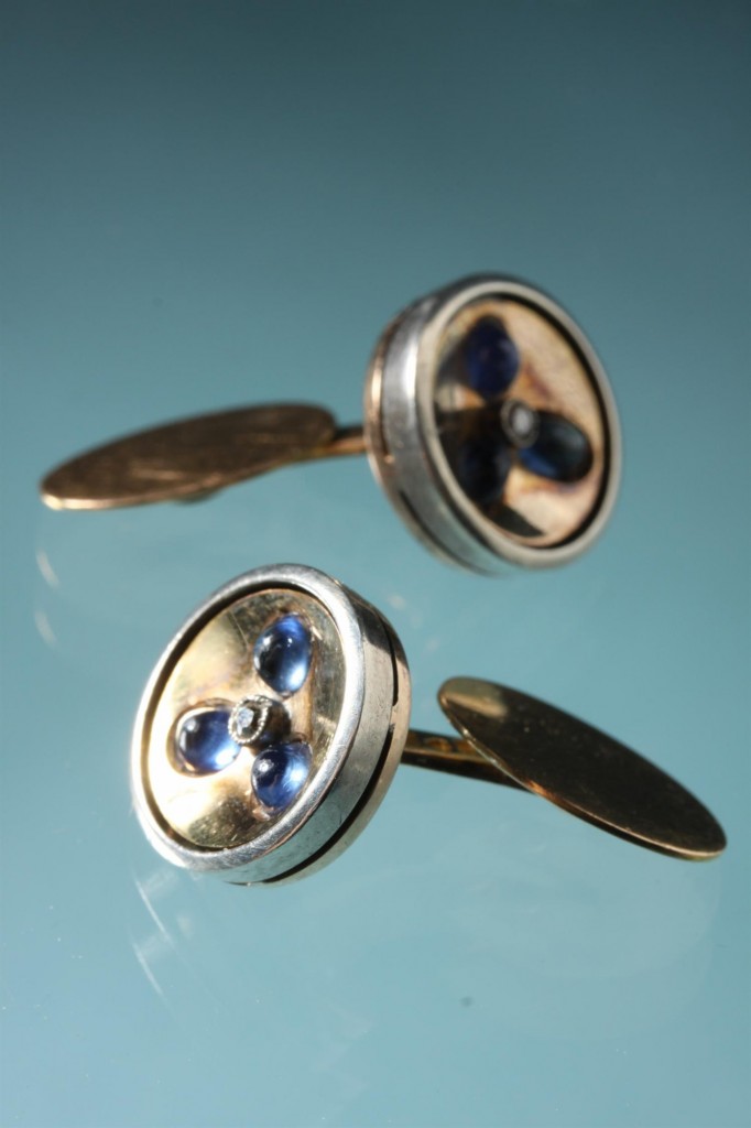 Cufflinks, anonymous. Sweden. 1930's. 18 ct gold, saphires and diamonds ...