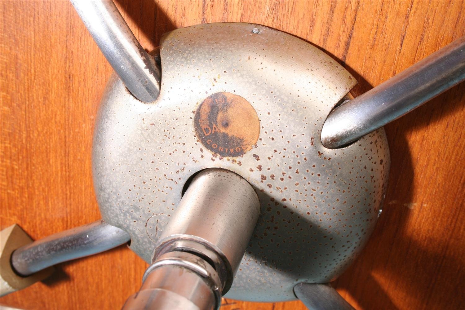 Office chair, Grand Prix. Designed by Arne Jacobsen for Fritz Hansen — Modernity