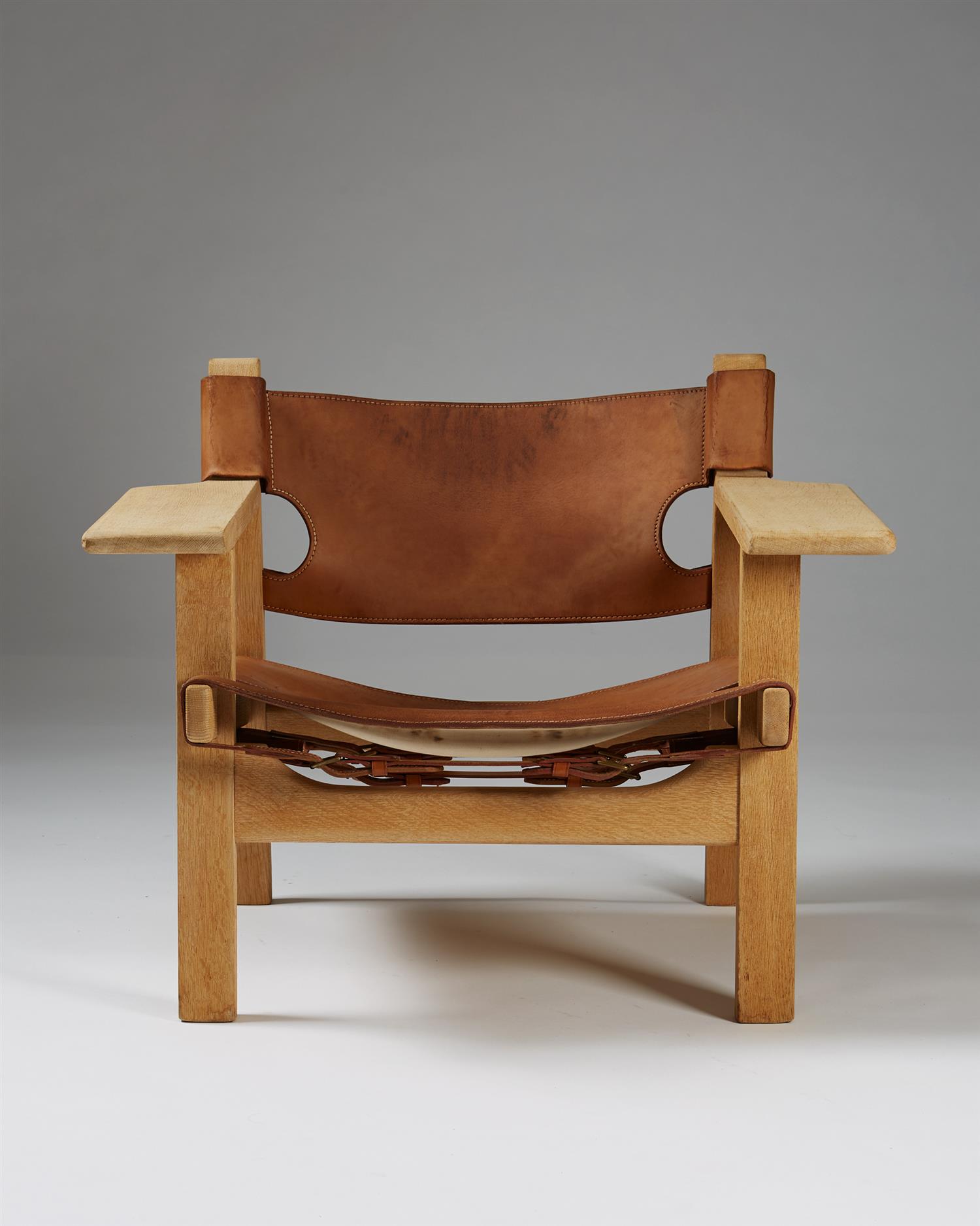 Armchair "Spanish Chair" designed by Börge Mogensen for Fredericia