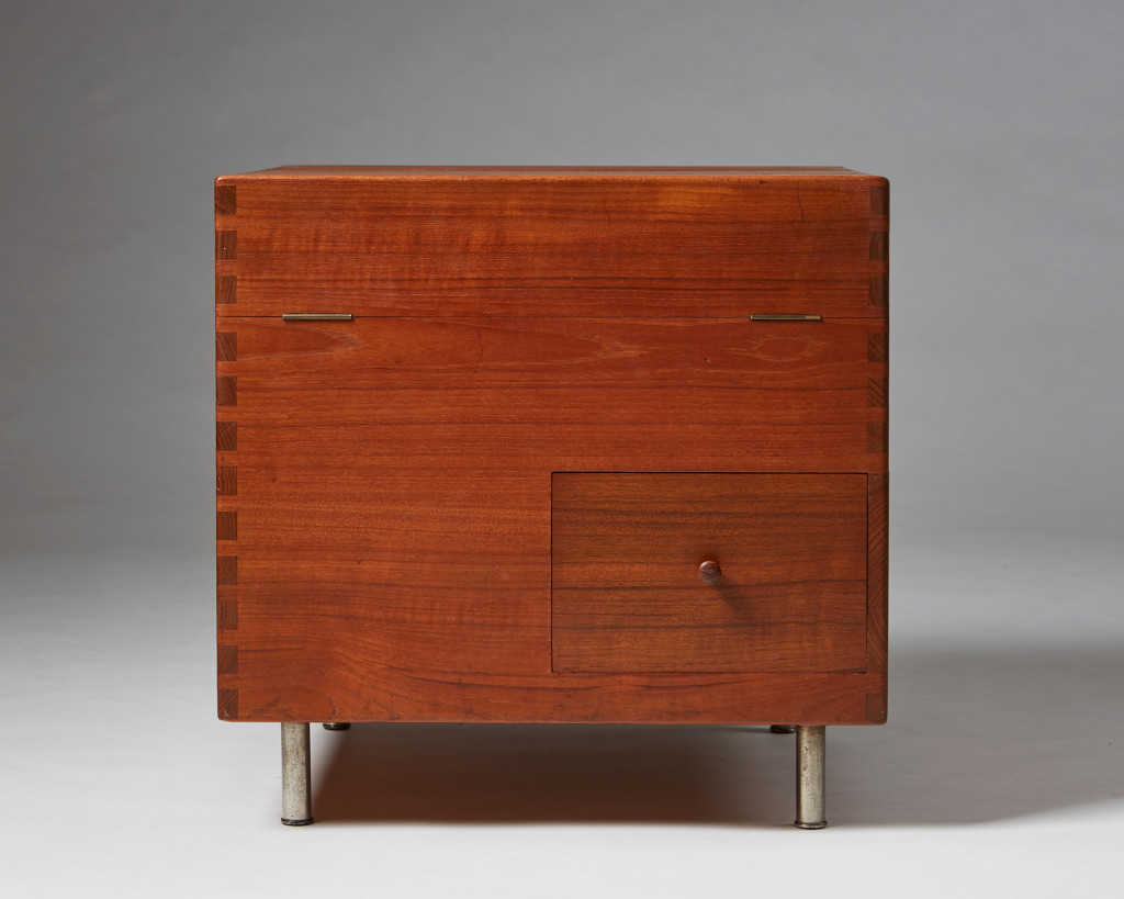 Bar cabinet model 8034, designed by Hans Wegner for Andreas Tuck ...