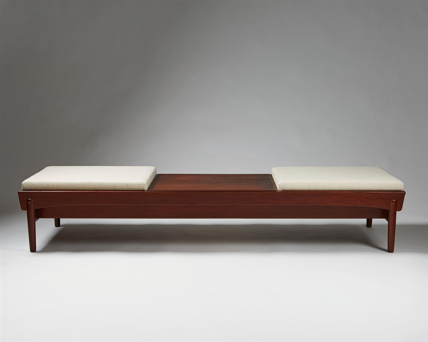 Sofa/bench designed by Hans Olsen for Bramin, — Modernity