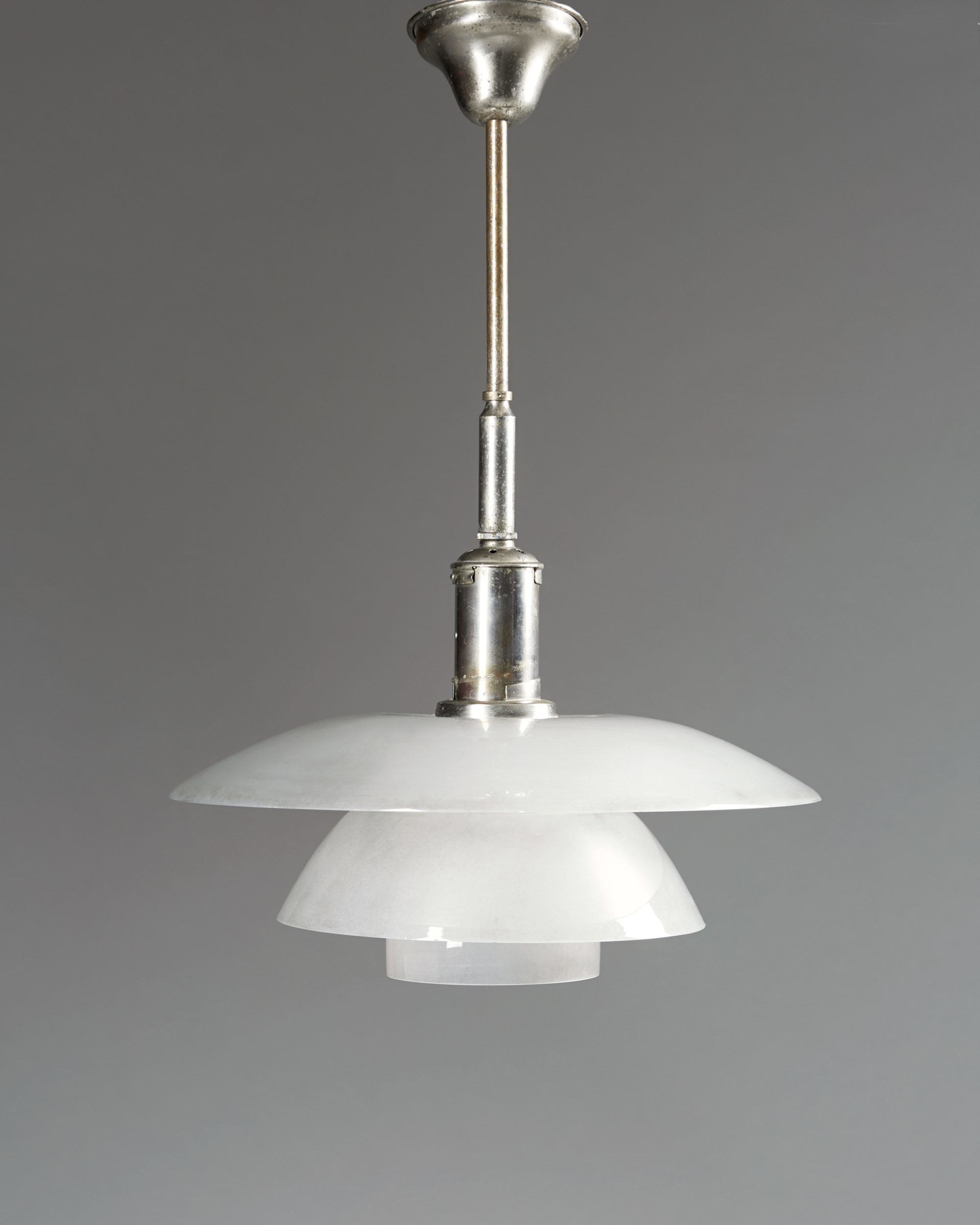 Ceiling lamp PH 4/5 designed by Poul Henningsen for Louis Poulsen