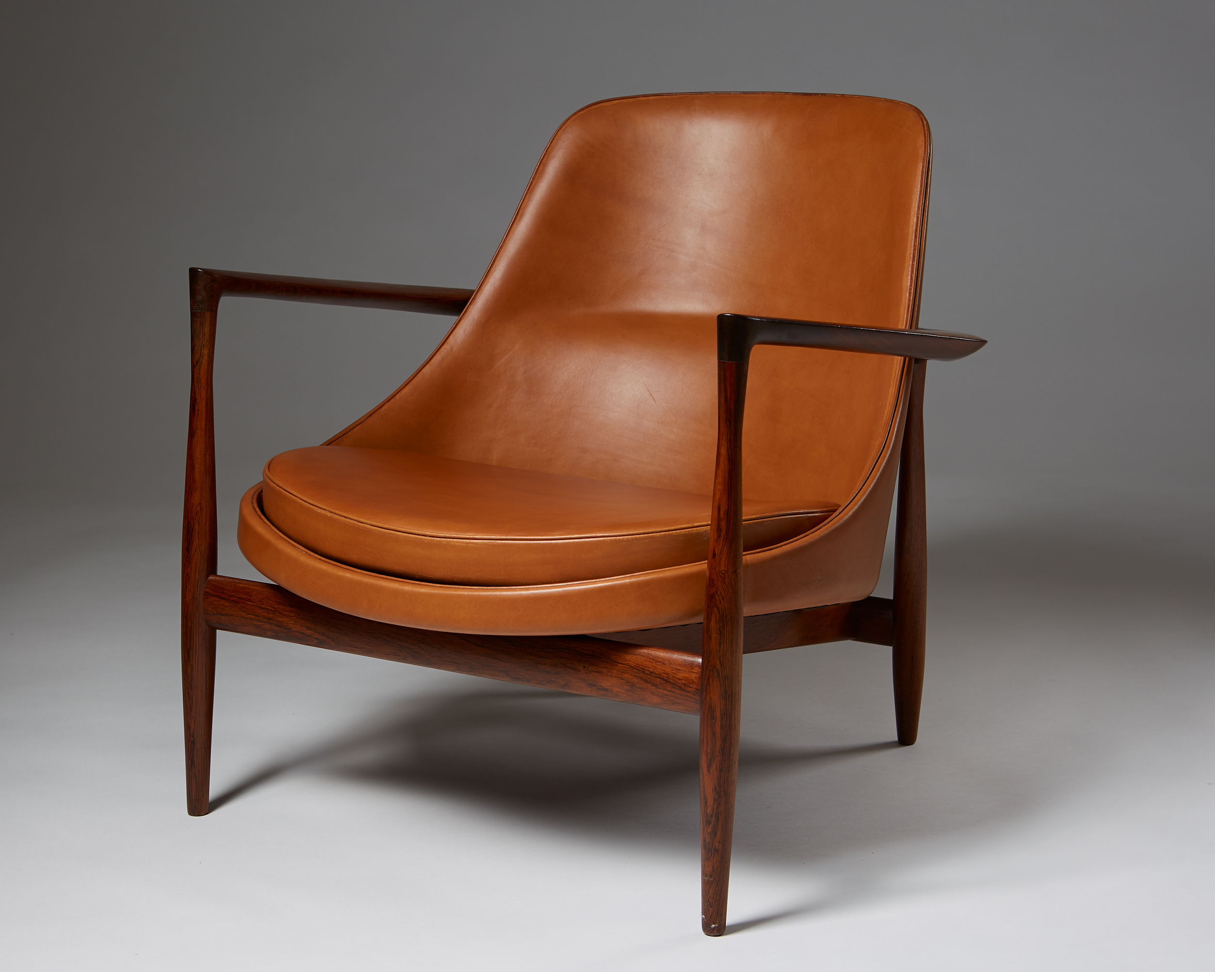 Armchair Elizabeth designed by Ib Kofod Larsen for Christensen Larsen Modernity