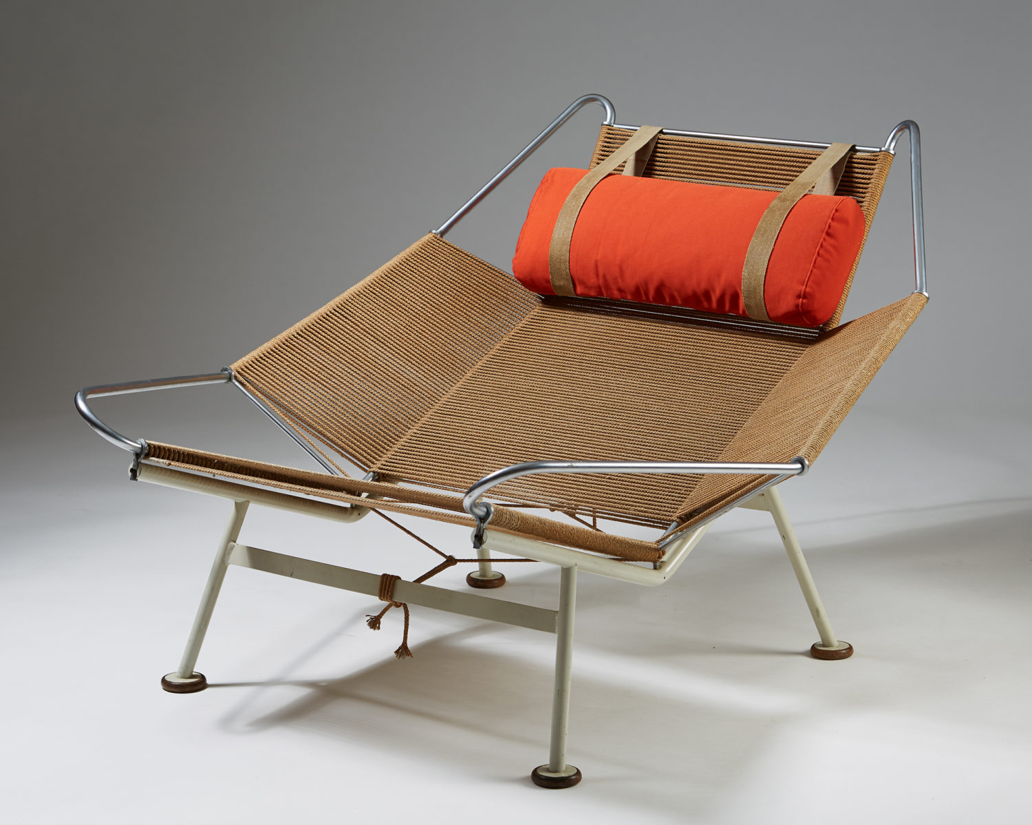 “The Flag Halyard Chair" designed by Hans Wegner for