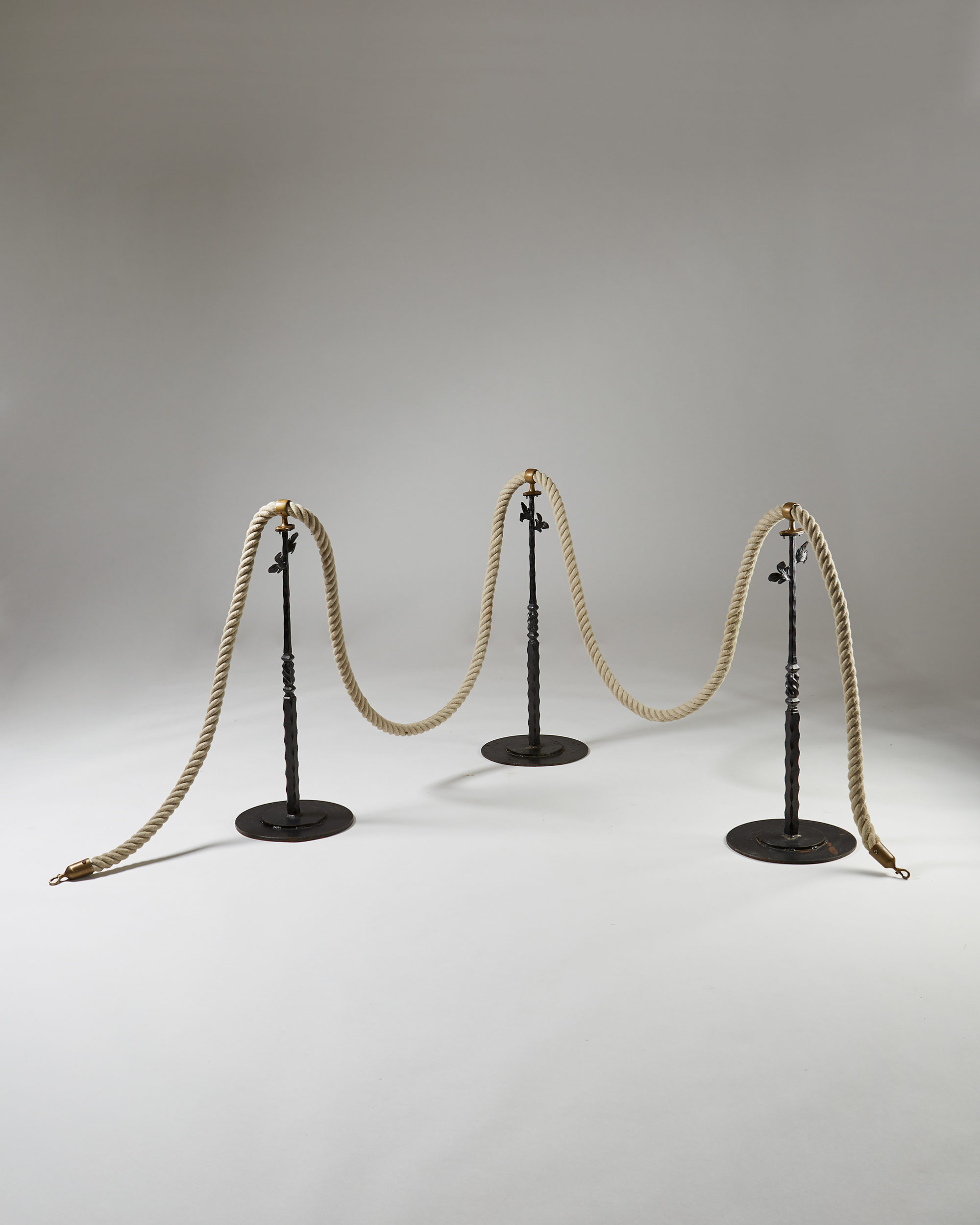Stanchions With Rope Anonymous Modernity stanchions-with-rope-anonymous-modernity