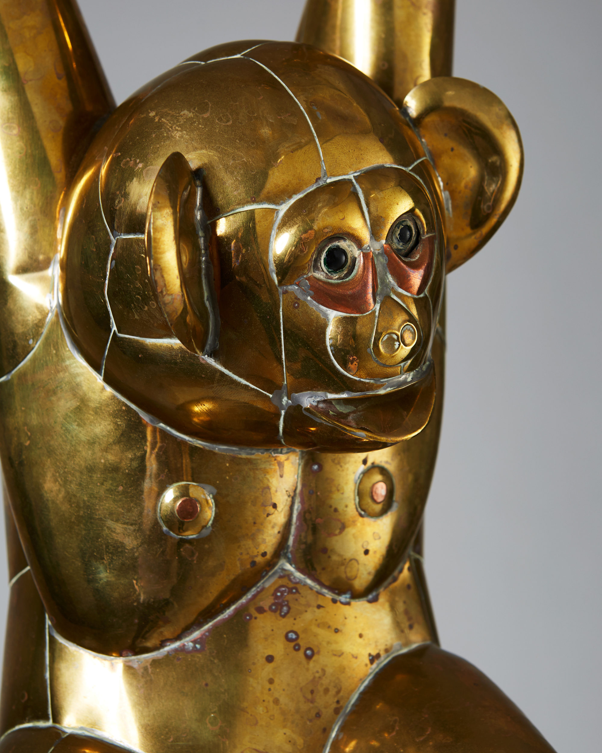 Monkey sculpture designed by Sergio Bustamante, — Modernity