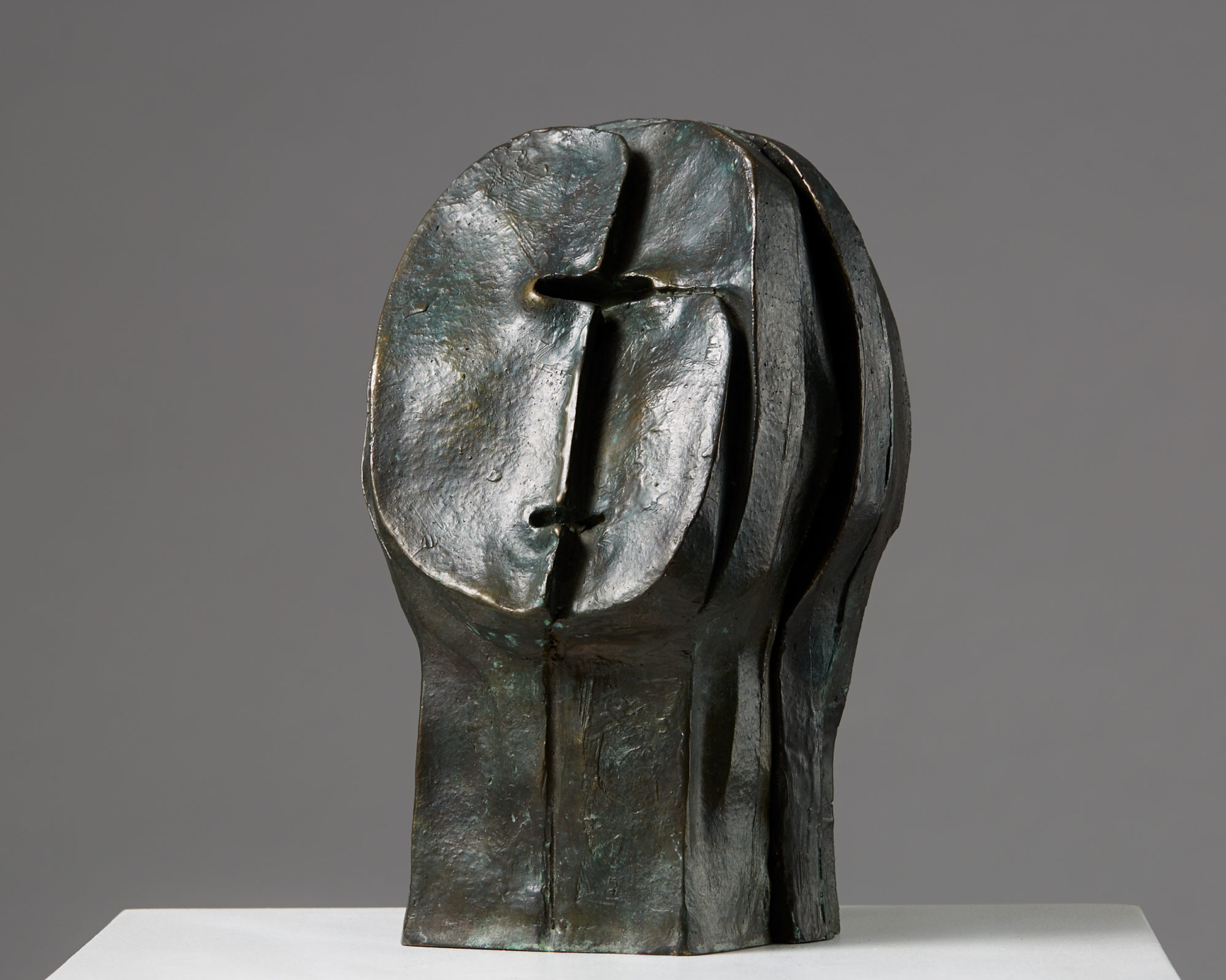 Sculpture made by Pipin Henderson (1924-2016), — Modernity