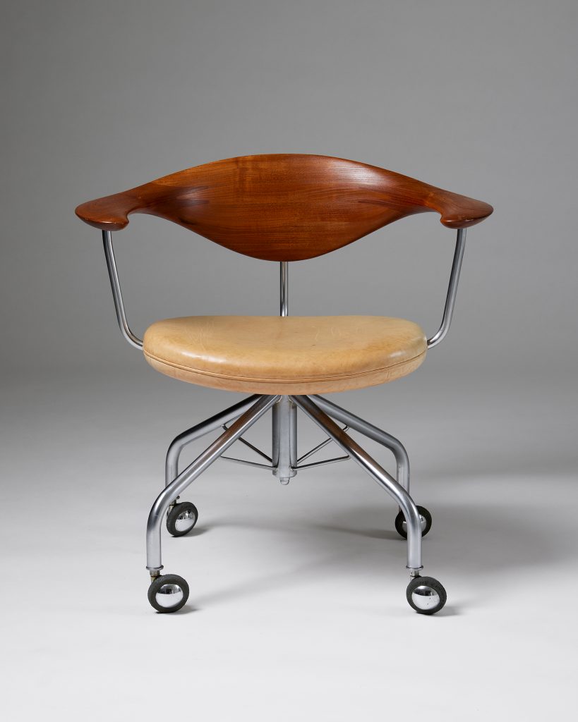 Swivel chair model 502 designed by Hans J Wegner for Johannes